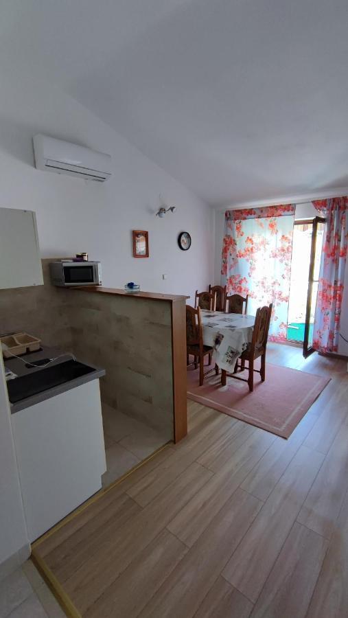 Apartments Katica I Slavek Primošten Dış mekan fotoğraf